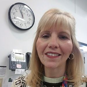 Meet your Posher, Dawna